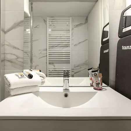 Duplex Atypique Au Coeur De Apartament