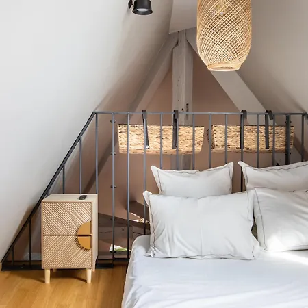 公寓 Duplex Atypique Au Coeur De *